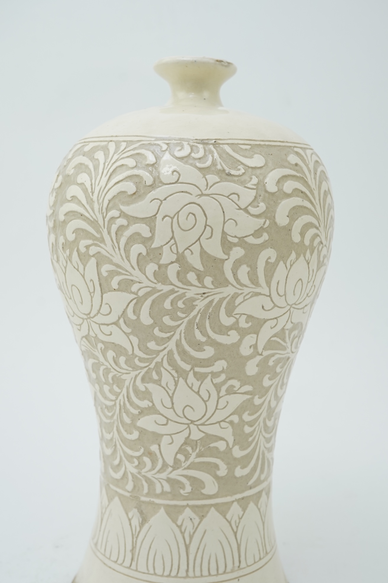 A Chinese Cizhou style meiping, late Qing
